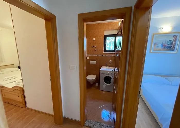 Jakasa Апартаменти *