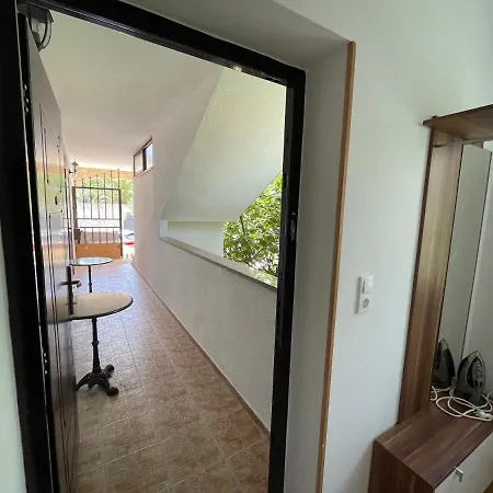 House Jakasa Apartment Trogir