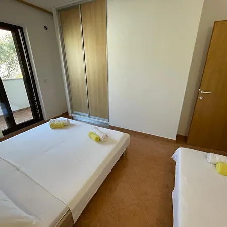 House Jakasa Apartment
