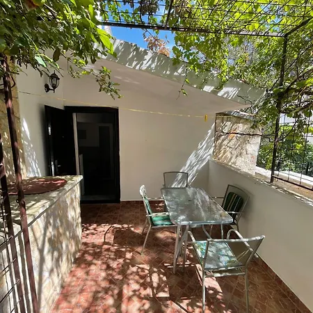Apartment House Jakasa