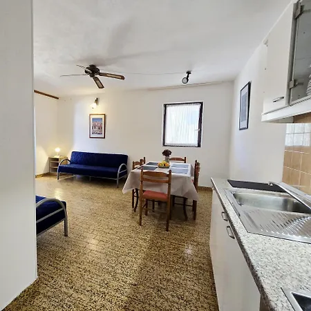 House Jakasa Apartment Trogir